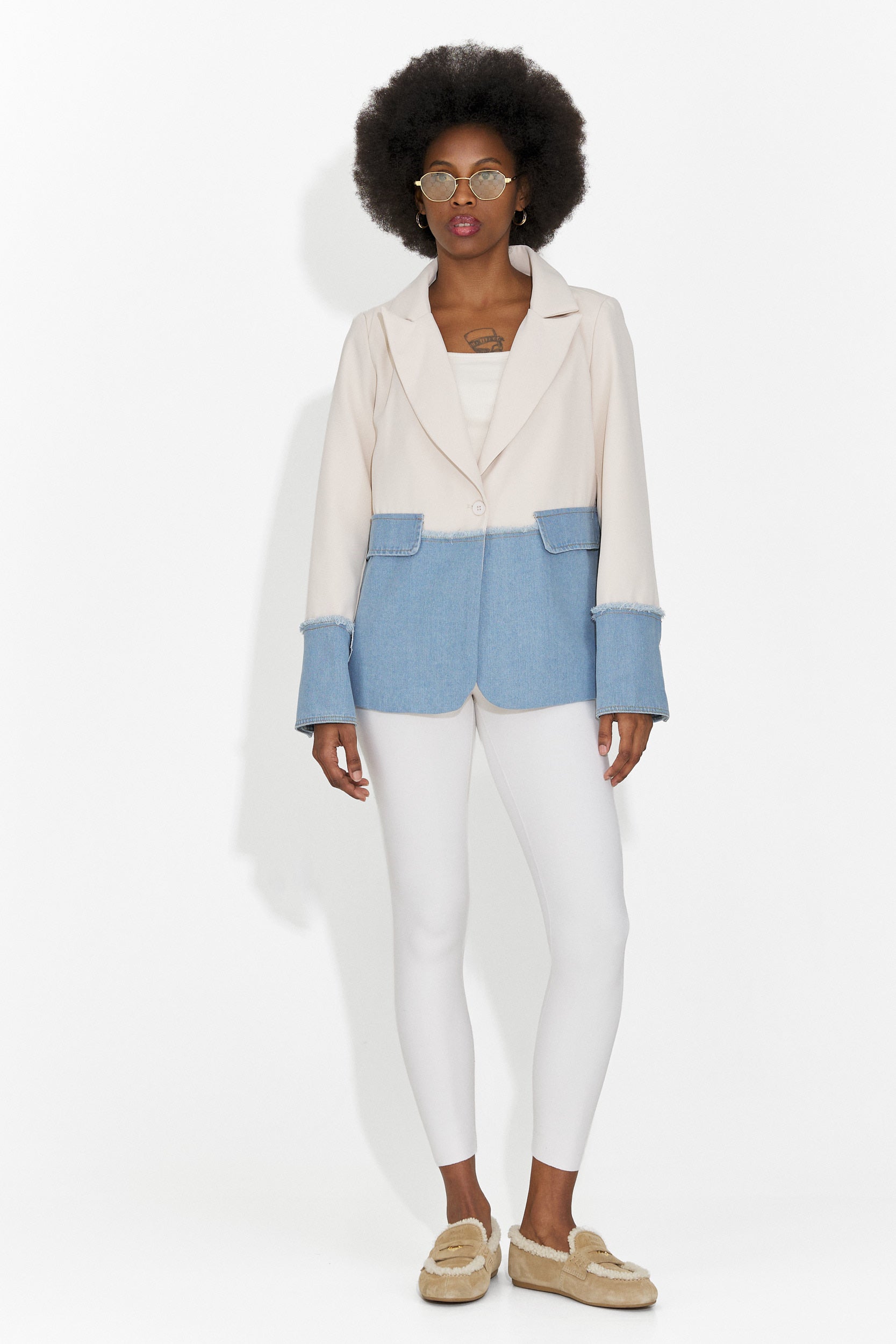 Elegante giacca da donna in crema Samiria Bogas