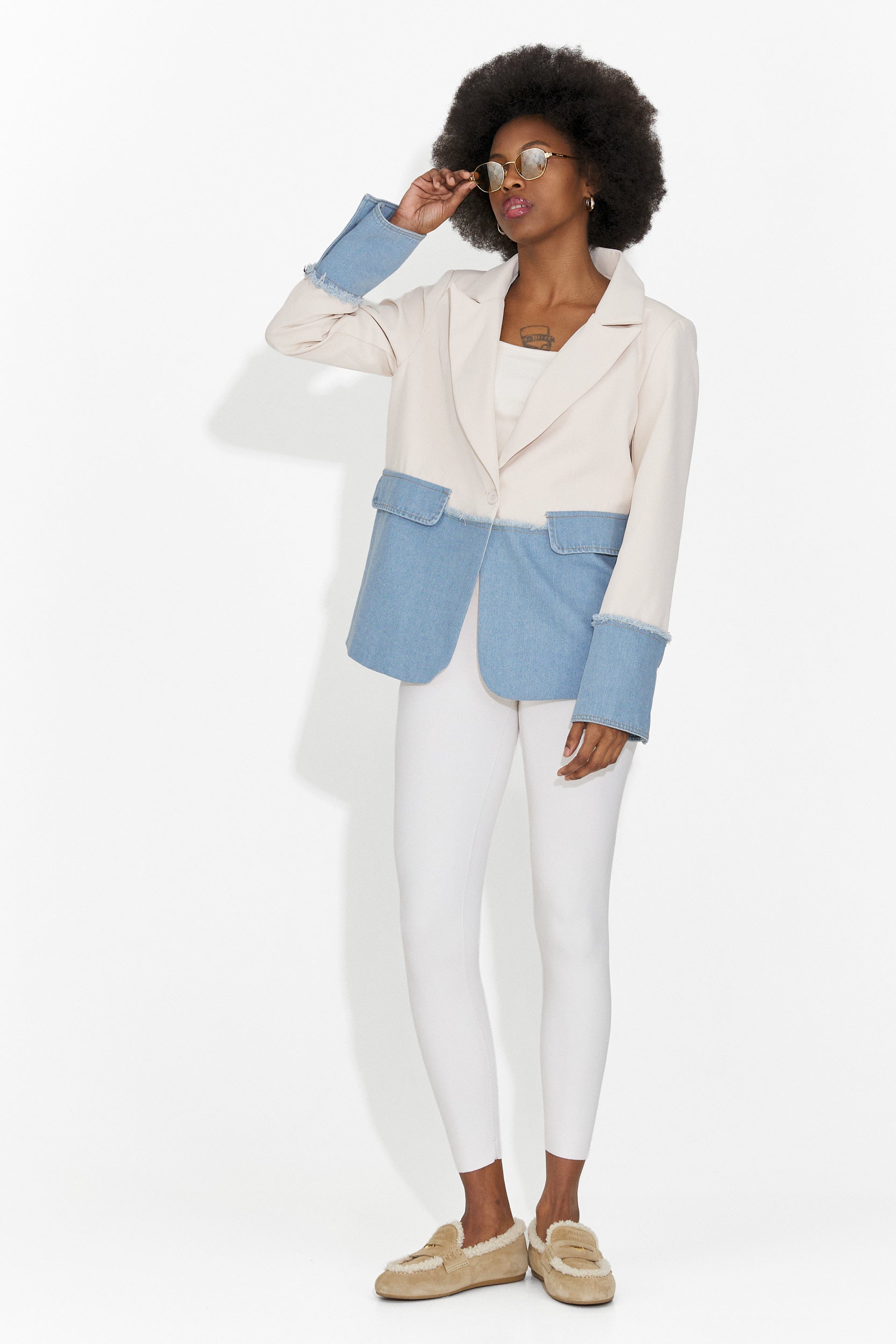 Elegante giacca da donna in crema Samiria Bogas