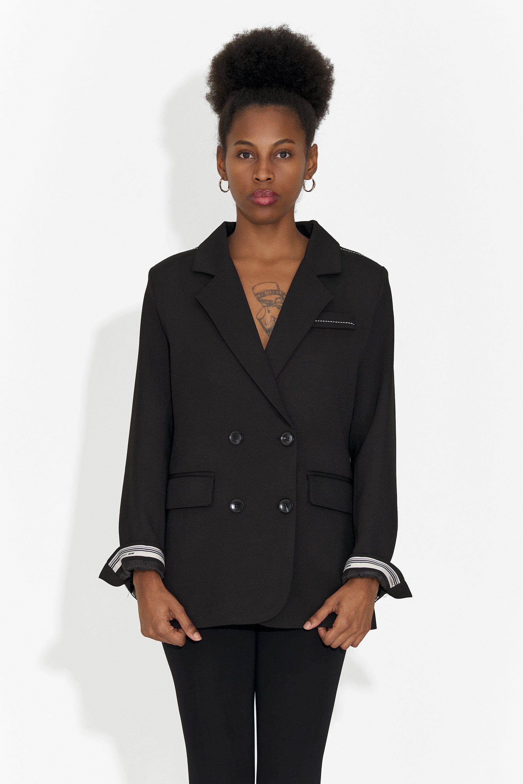Elegante blazer nero da donna Caleiaja Bogas