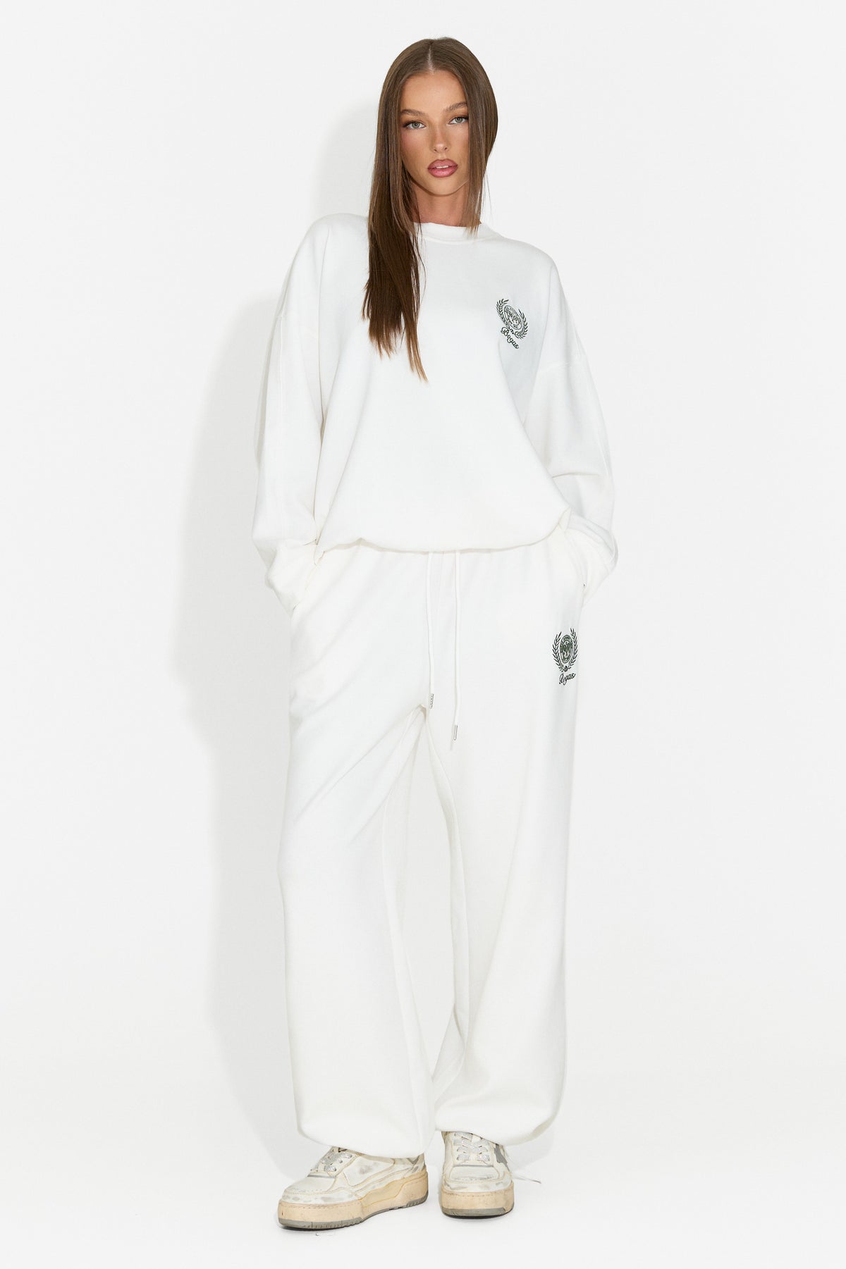Tuta da donna casual color crema Paywe Bogas