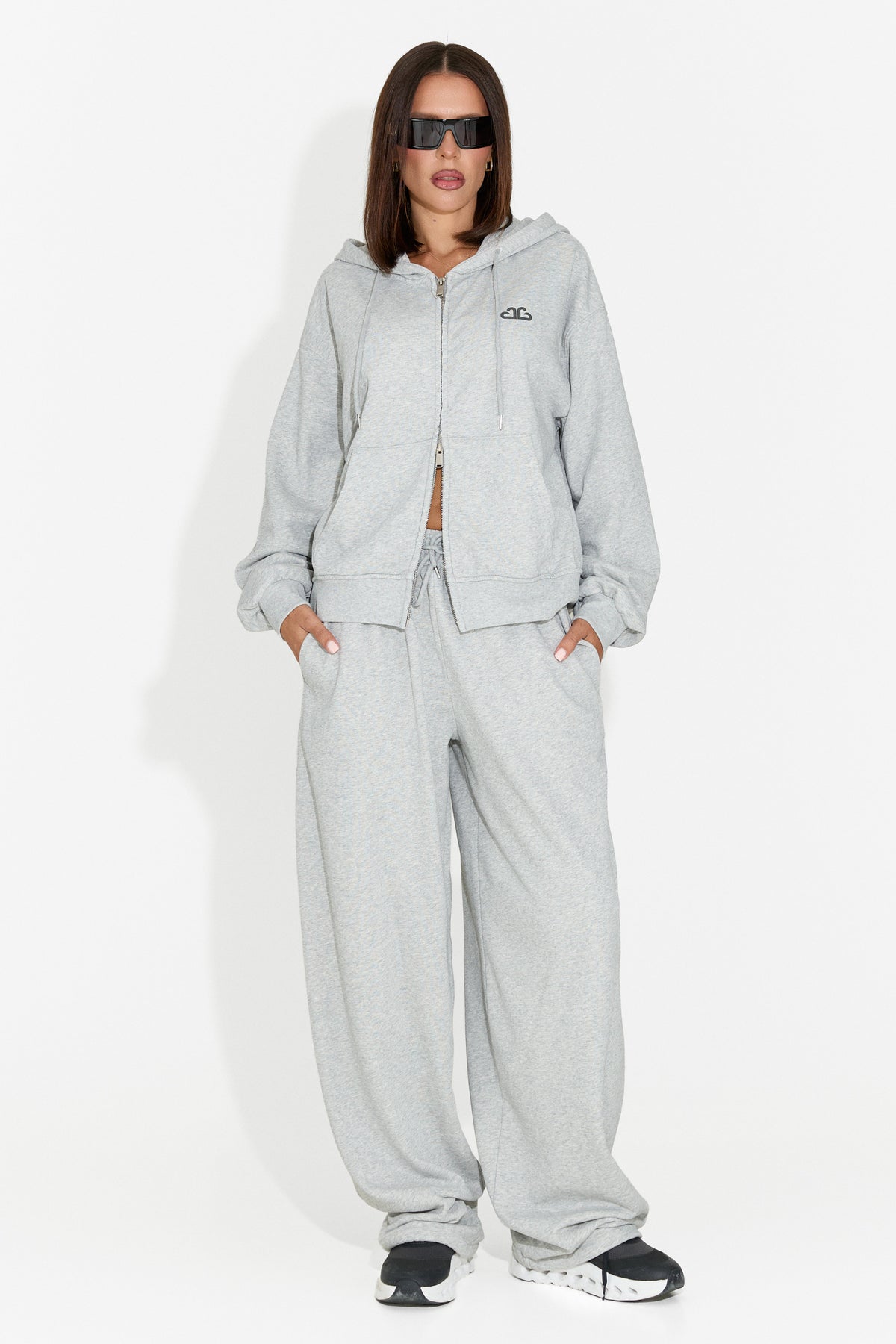 Tuta da donna casual grigia Chavimielia Bogas