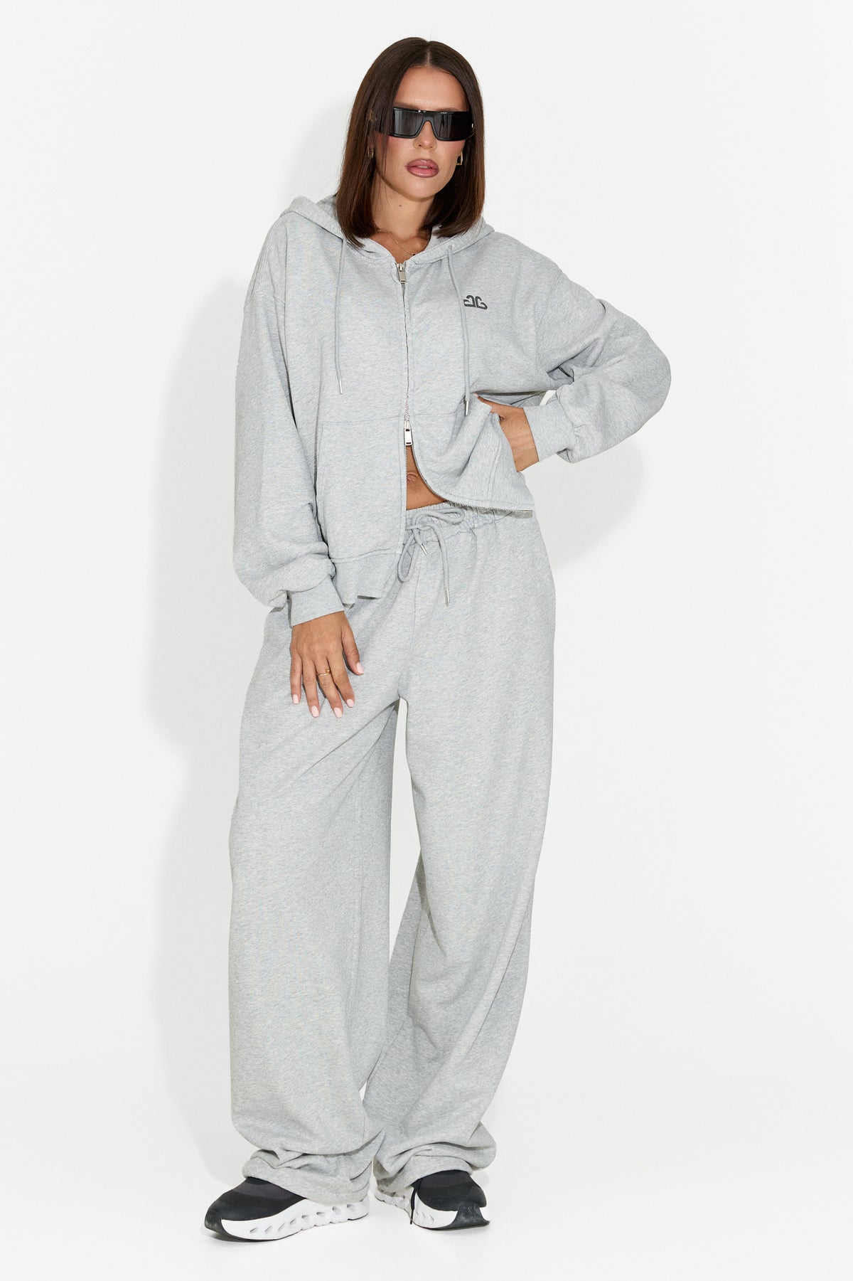 Tuta da donna casual grigia Chavimielia Bogas