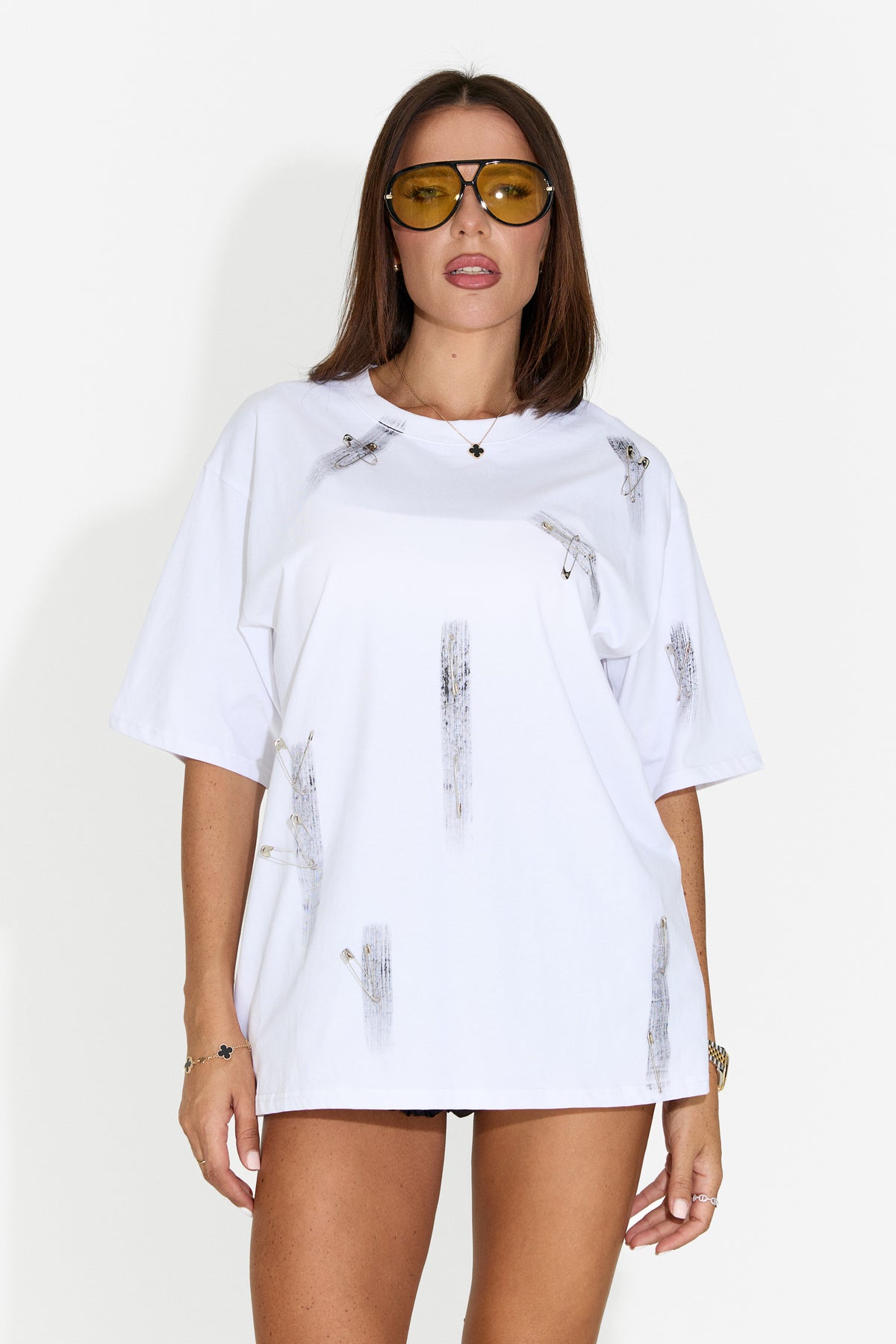 T-shirt da donna casual bianca Chanels Bogas