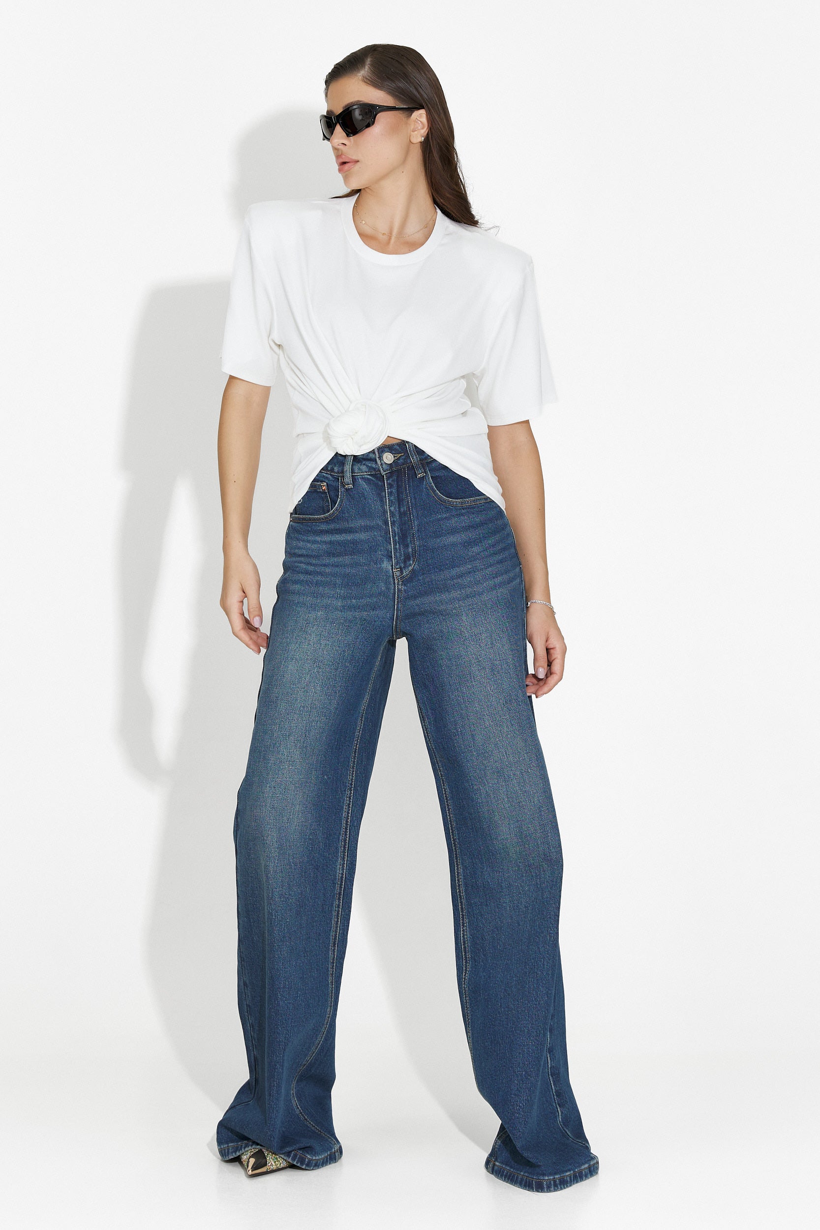 Norelia Bogas T-shirt Casual Bianca da Donna