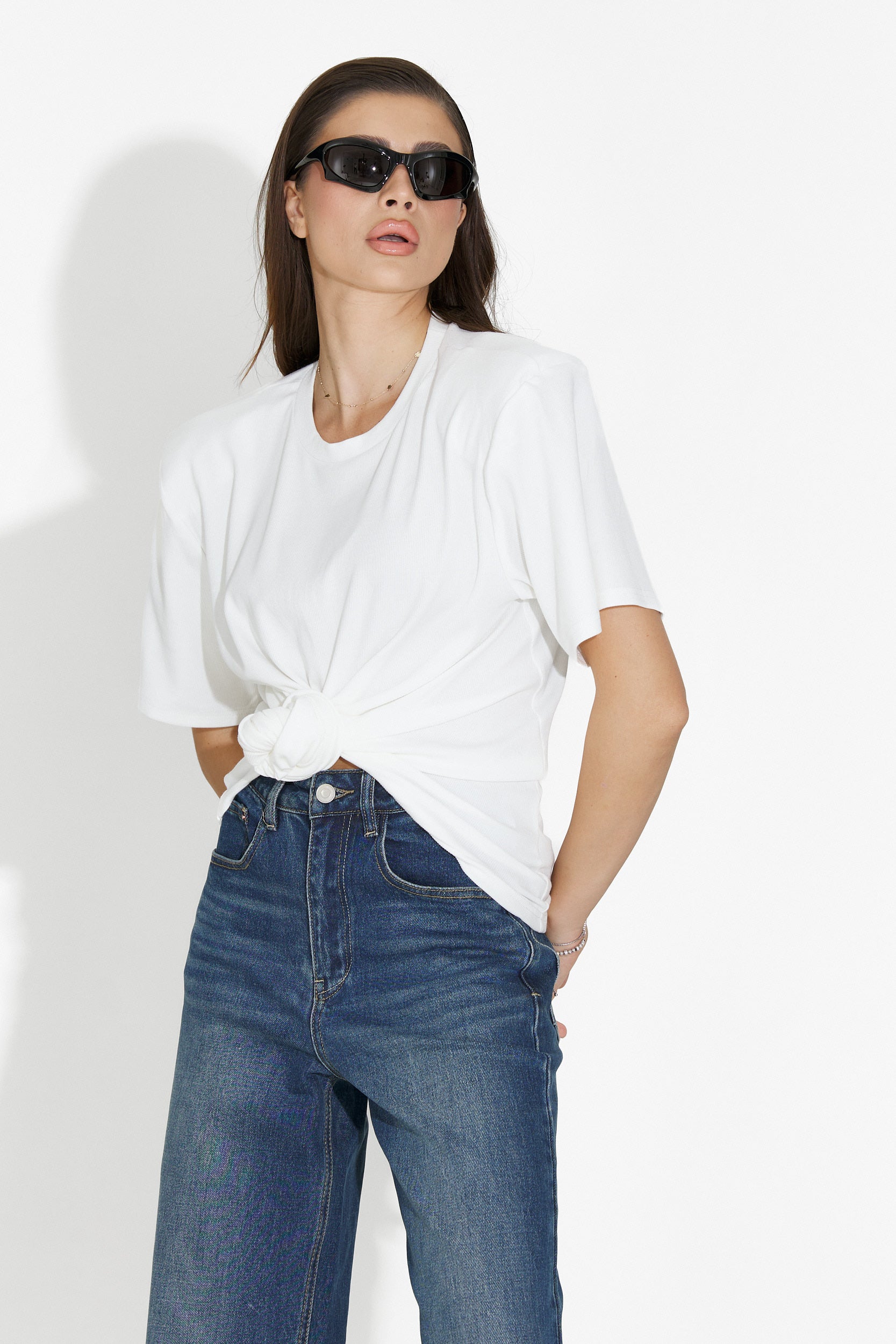Norelia Bogas T-shirt Casual Bianca da Donna