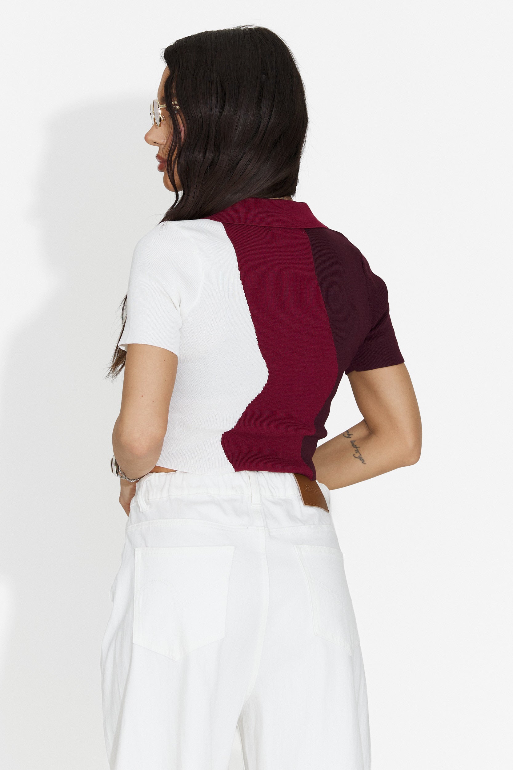 T-shirt Casual Bordeaux per Donne di Oniana Bogas