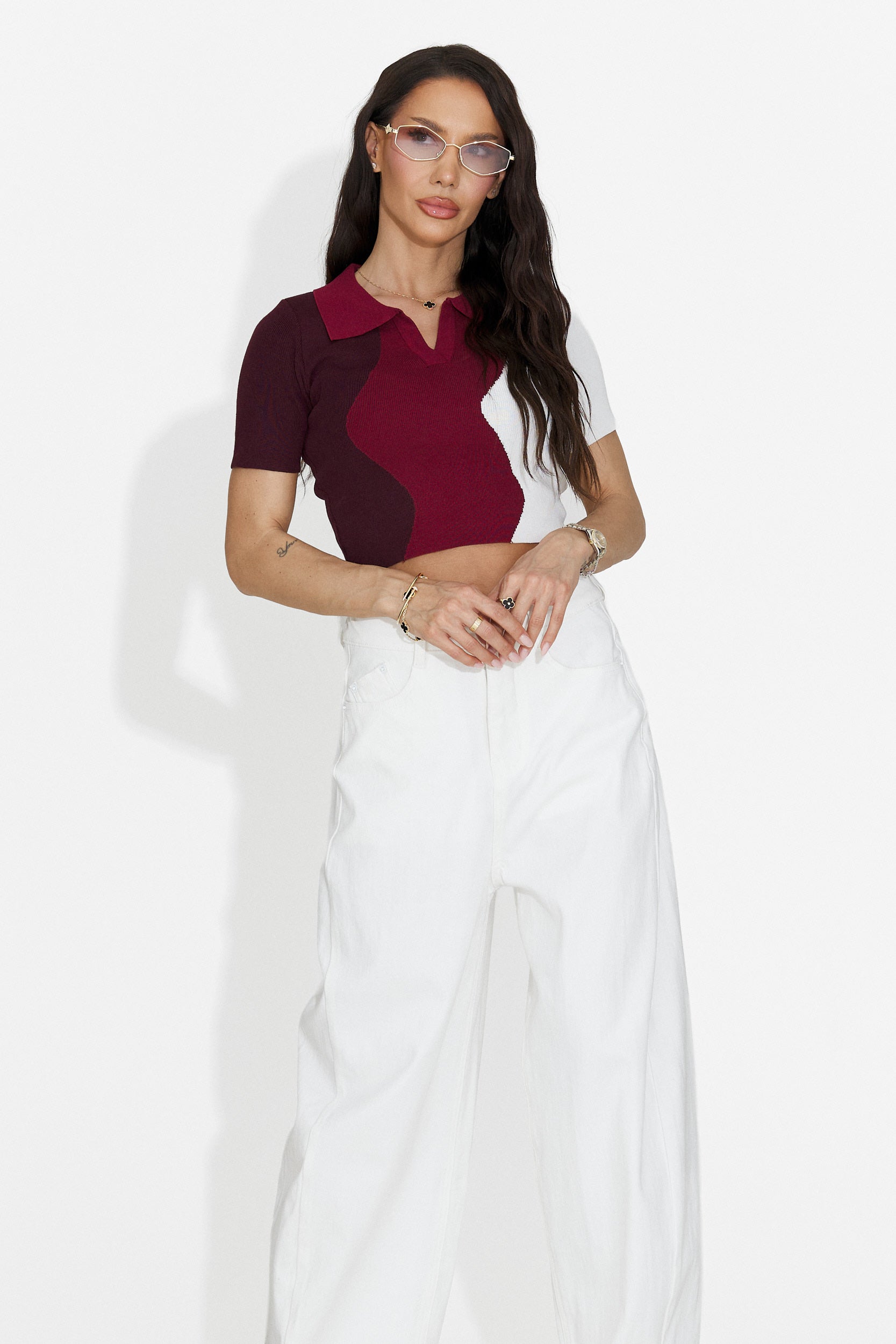 T-shirt Casual Bordeaux per Donne di Oniana Bogas