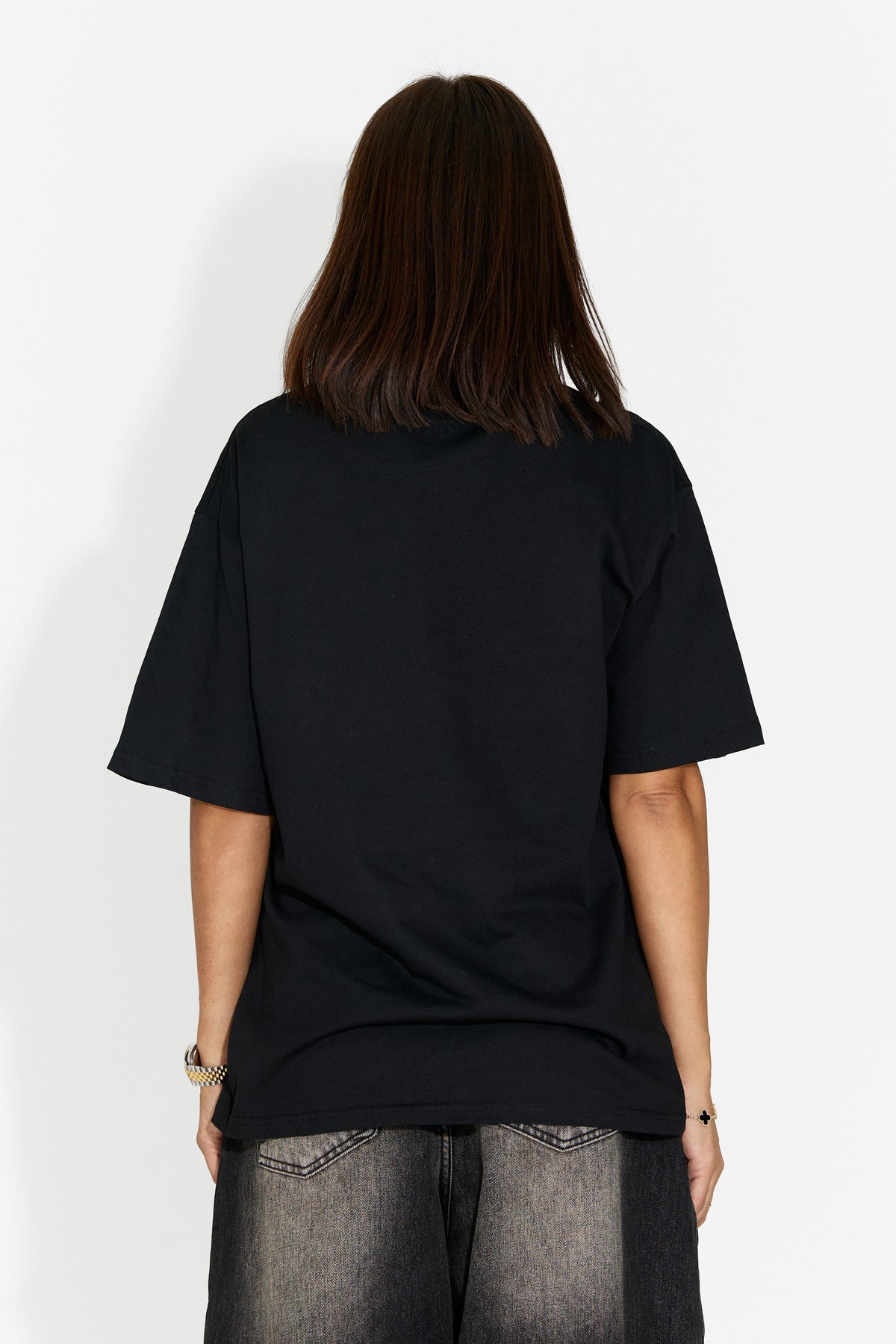 T-shirt da donna casual nera Chanels Bogas