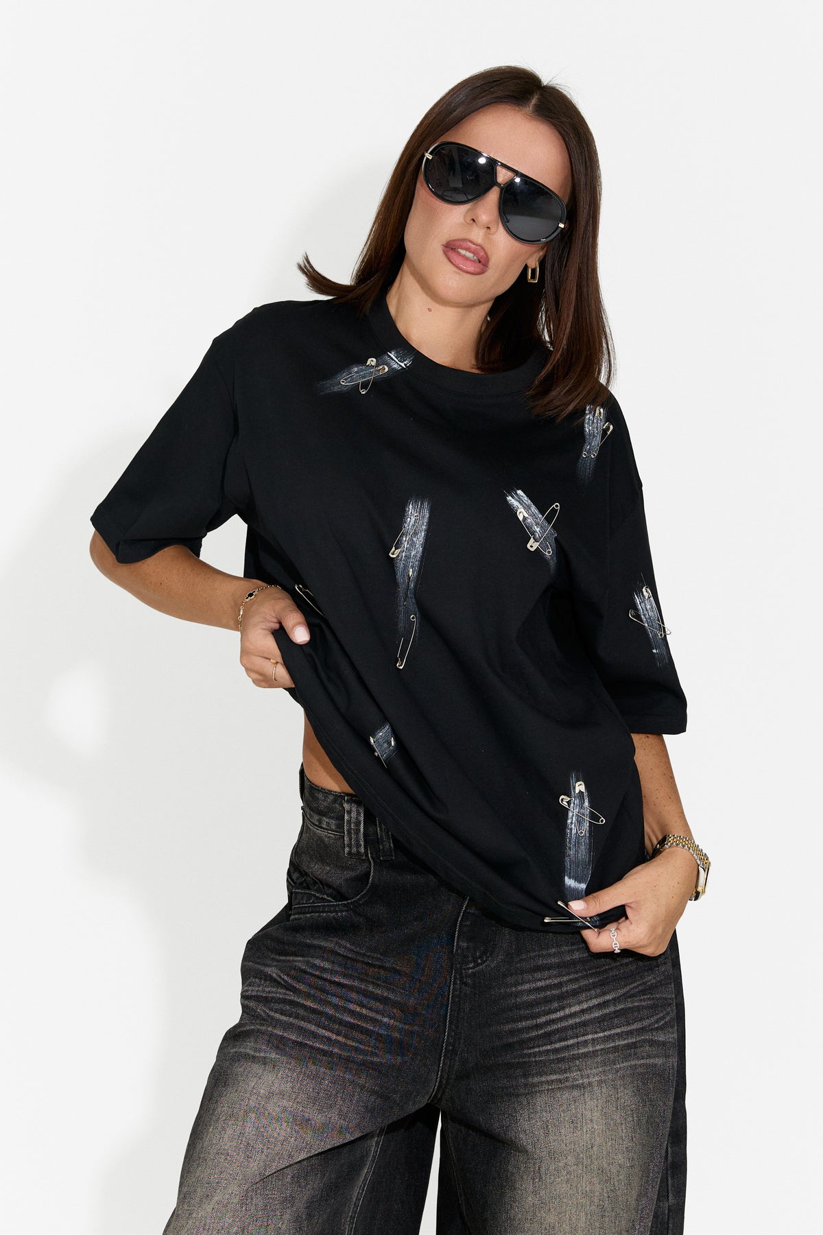 T-shirt da donna casual nera Chanels Bogas