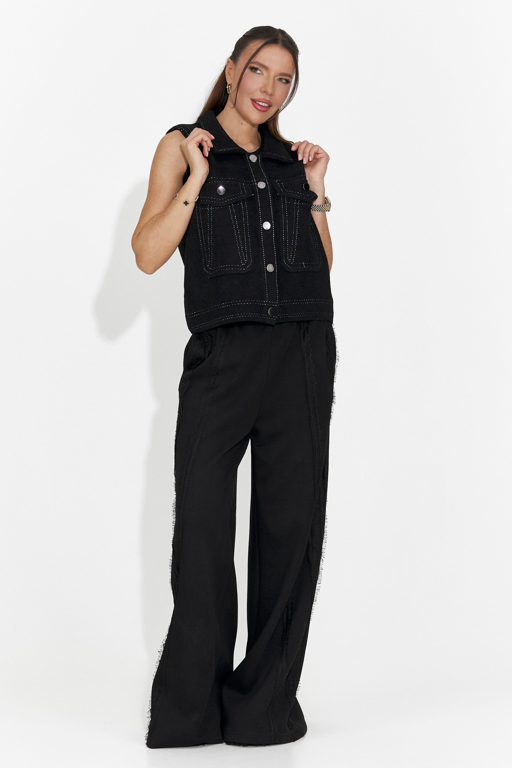 Gilet Casual Nero da Donna di Kaleria Bogas