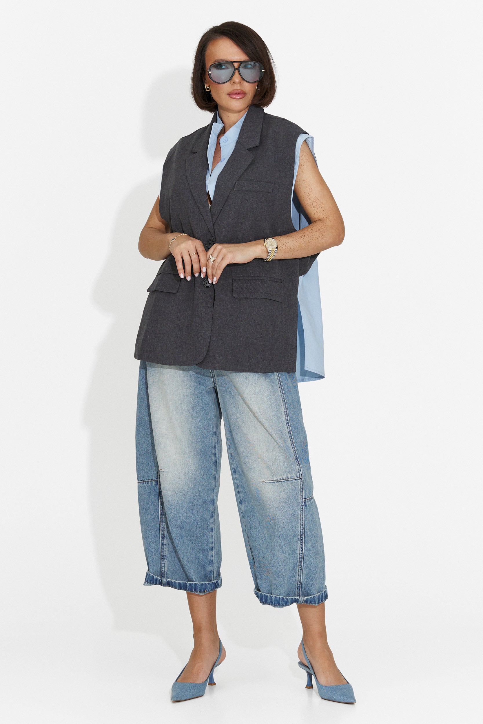 Elegante Gilet Grigio da Donna di Danya Bogas